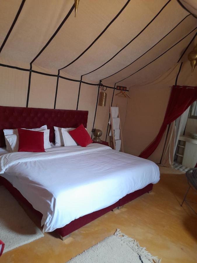 Sahara Stories Camp " Heated Tents" メルズーガ エクステリア 写真
