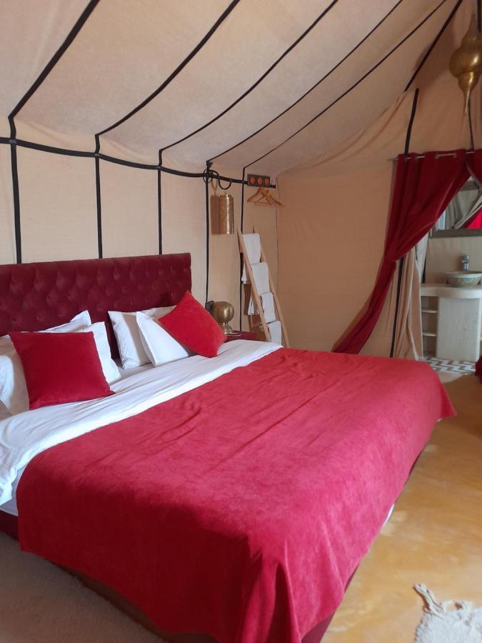 Sahara Stories Camp " Heated Tents" メルズーガ エクステリア 写真